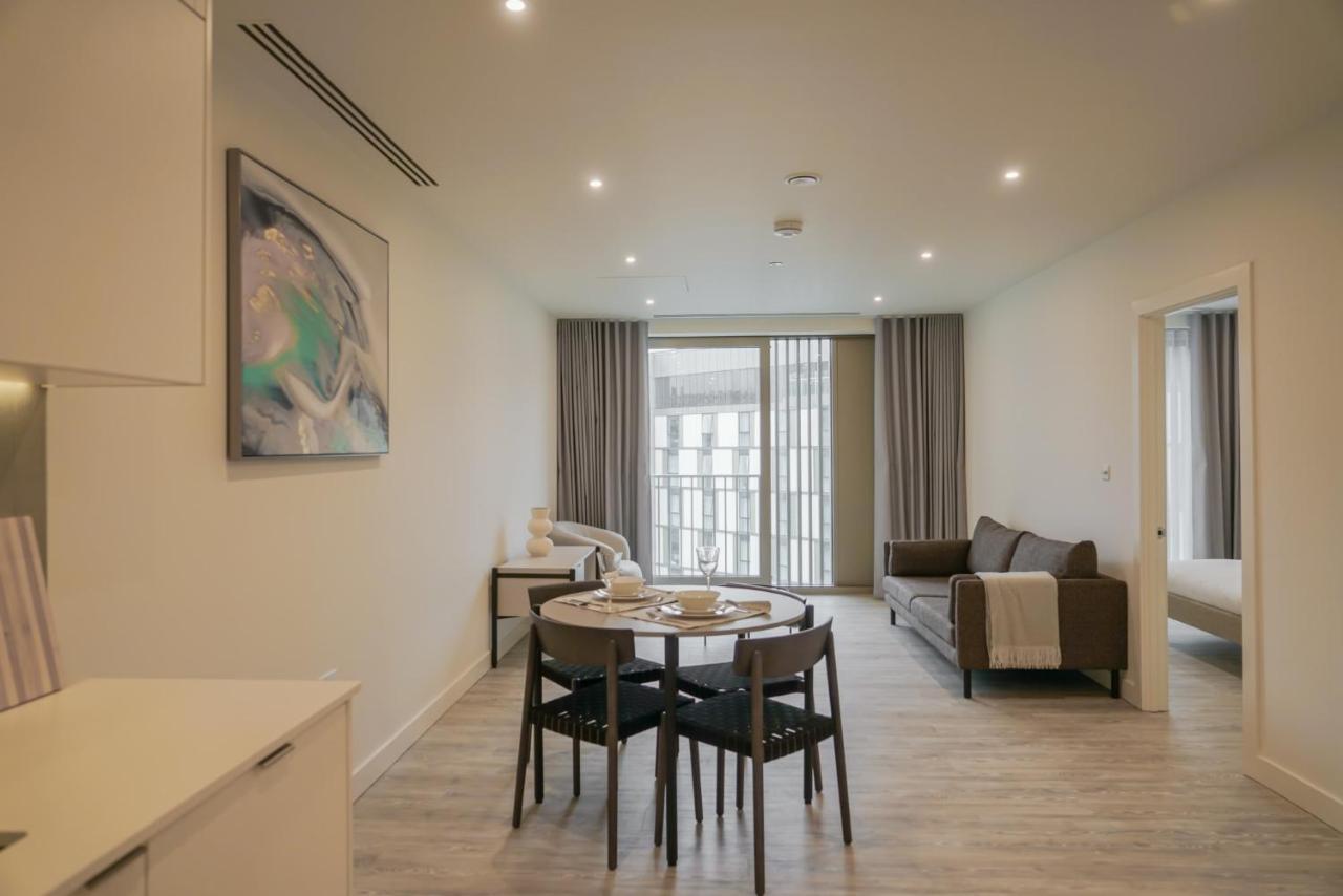 Aparthotel Coppermaker Square In Stratford à Londres Extérieur photo