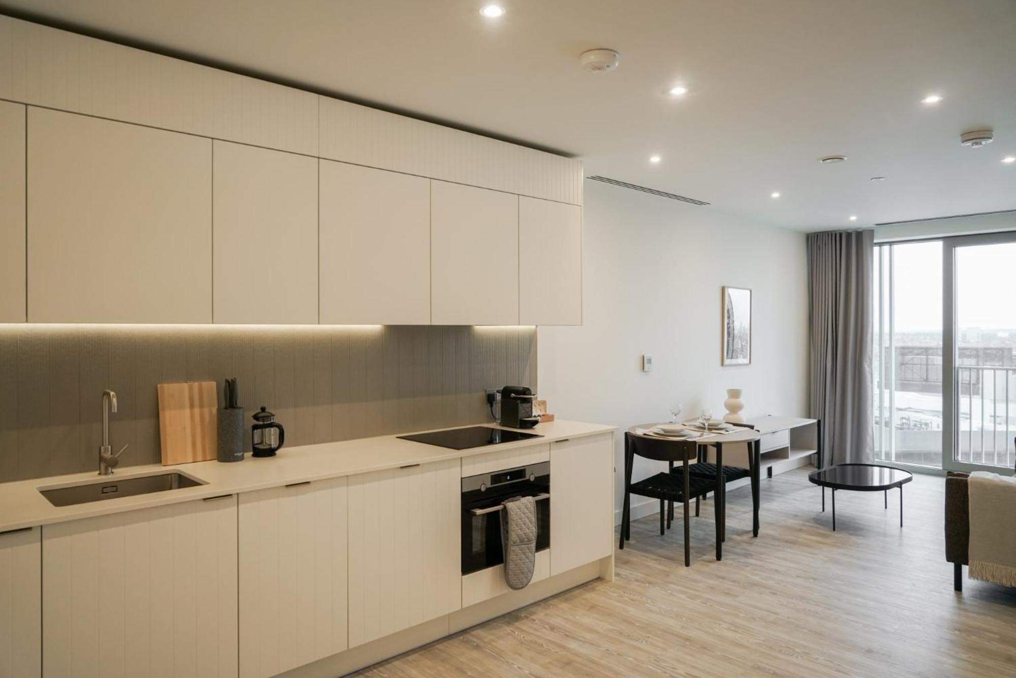 Aparthotel Coppermaker Square In Stratford à Londres Extérieur photo